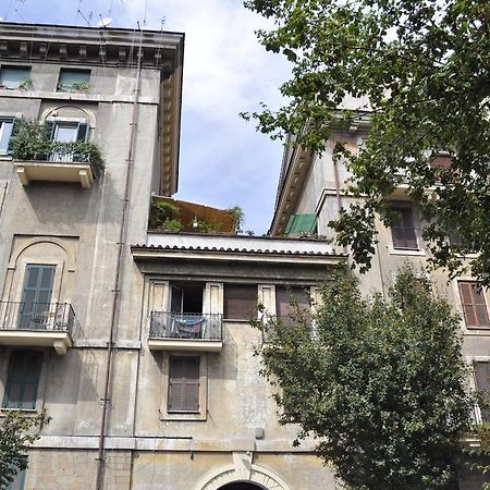 Hotel Domus Amica à Rome Extérieur photo
