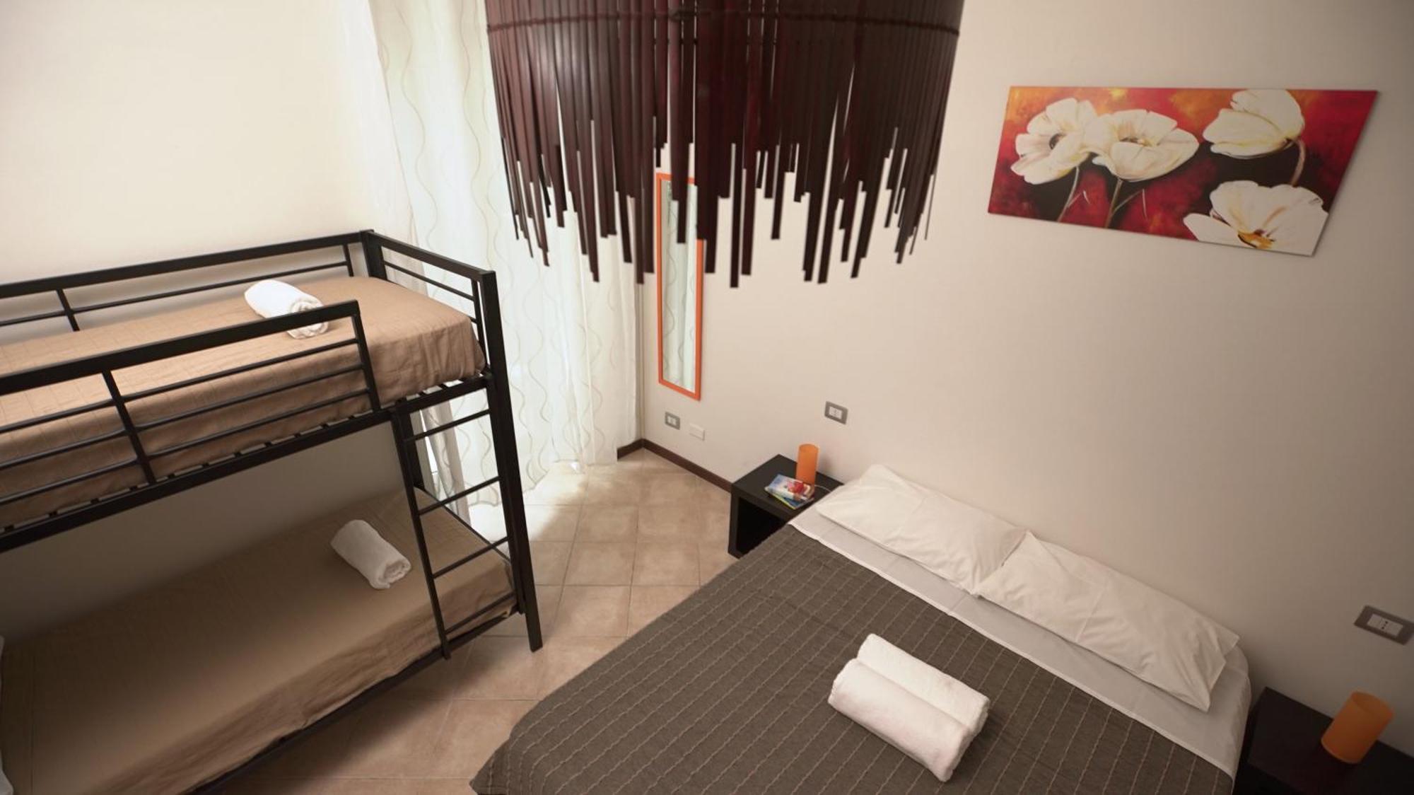 Hotel Domus Amica à Rome Extérieur photo