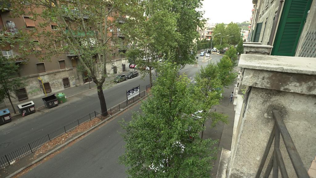 Hotel Domus Amica à Rome Extérieur photo