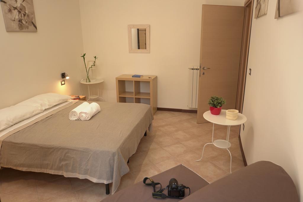 Hotel Domus Amica à Rome Extérieur photo